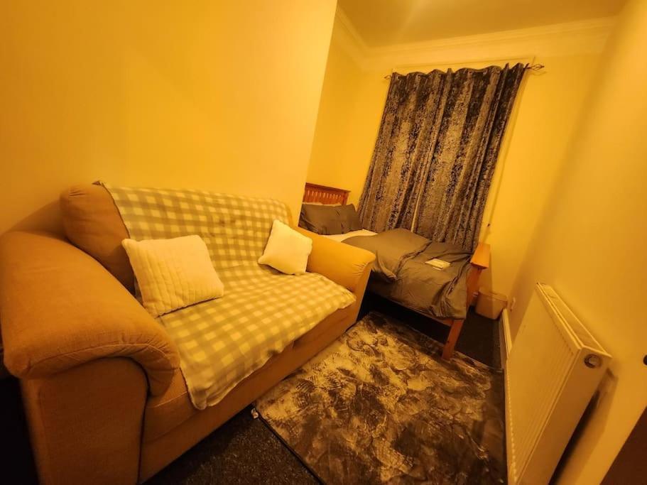 Apartment 2 Bedroom Centre Flat Liverpool
